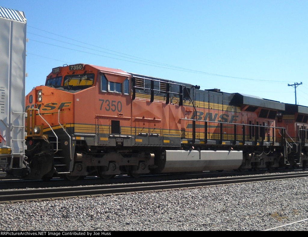 BNSF 7350